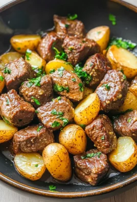 Garlic Butter Beef Bites with Potatoes